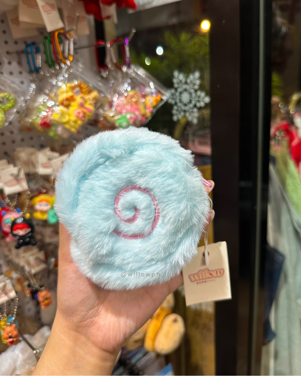 Fluffy Fish Cake Purse