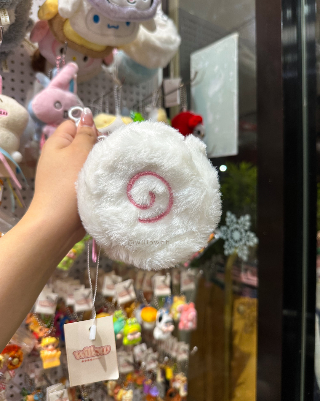 Fluffy Fish Cake Purse