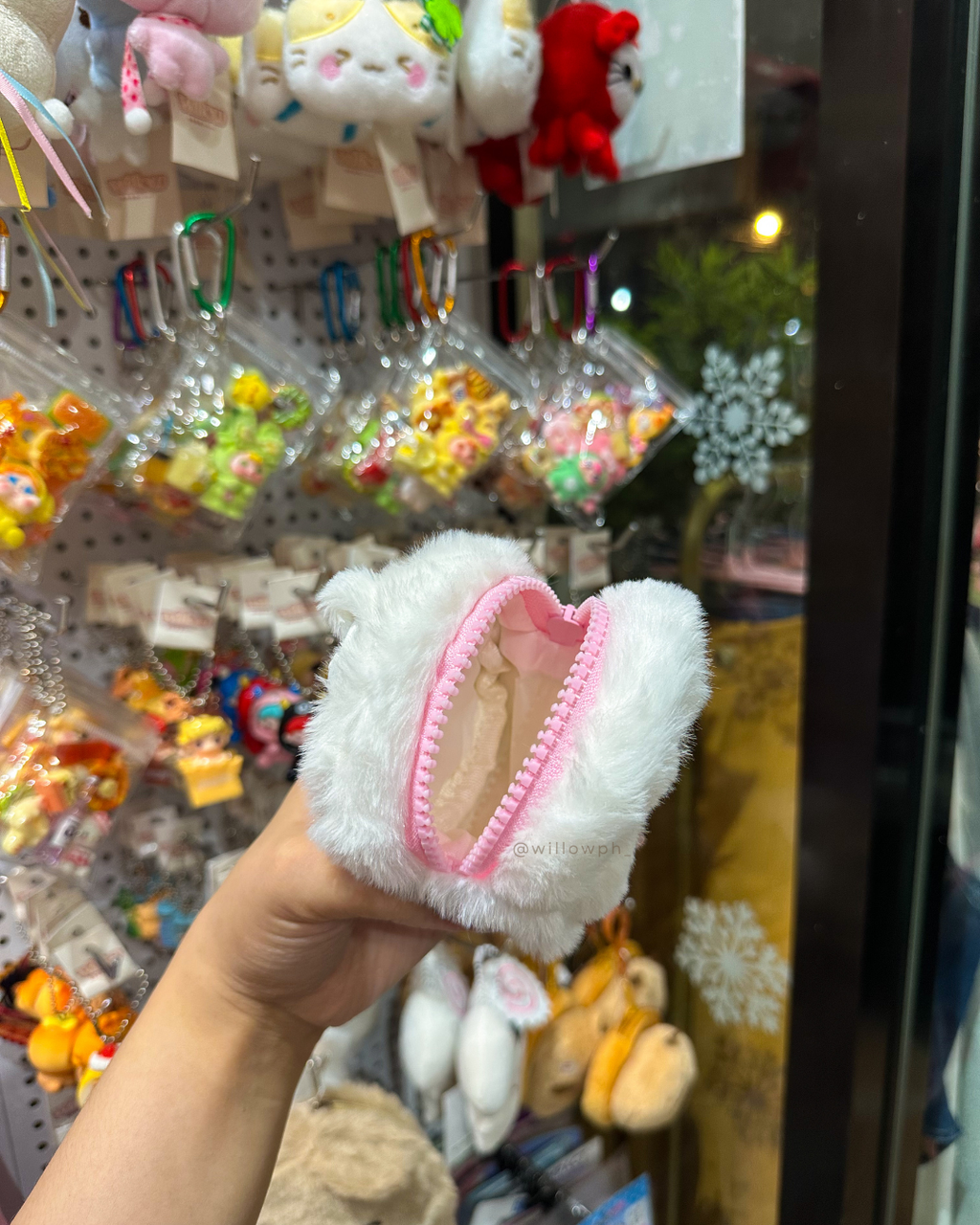 Fluffy Fish Cake Purse